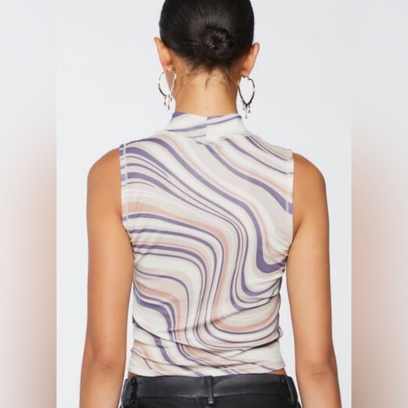 Mesh Marble Print Crop Top - Picture 6 of 6